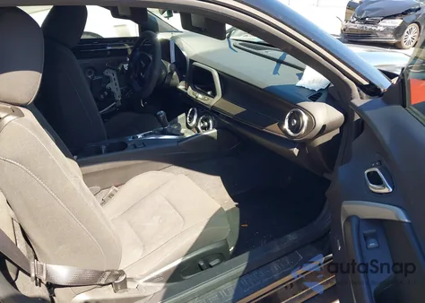 2018 Chevrolet Camaro 1Ls из США, поврежденный, VIN 1G1FA1RX6J0111174